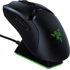 Razer ゲーミングマウス Viper Ultimate 高速無線 軽量 74g Focus+センサー 20000DPI 光学スイッチ 8ボタン 充電スタンド付 Chroma【日本正規代理店保証品】 RZ01-03050100-R3A1